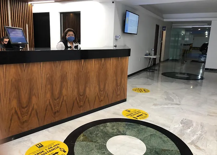 Casa Blanca Internacional 2*