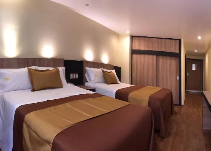Casa Blanca Internacional Hotel 2*